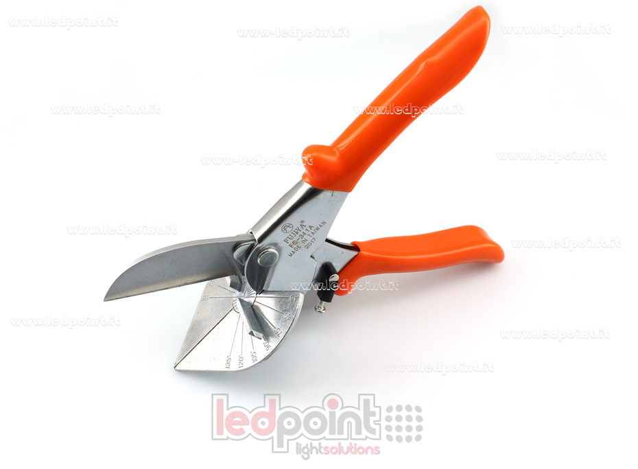 Cizalla para el corte multiangular de difusores Cizalla para el corte multiangular de difusores