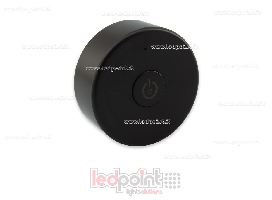 Mando a distancia monocromático, negro RF 2.4G con imán y agujeros para ser fijado a la pared Mando a distancia monocromático, negro RF 2.4G con imán y agujeros para ser fijado a la pared