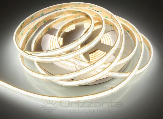 Imagen de Tira led 5m blanco 4000K CRI>90 480leds/m 12V 4,8W/m PCB 8mm control de corriente, IP65 tubo de silicona extruído bordes llenos interior vacío